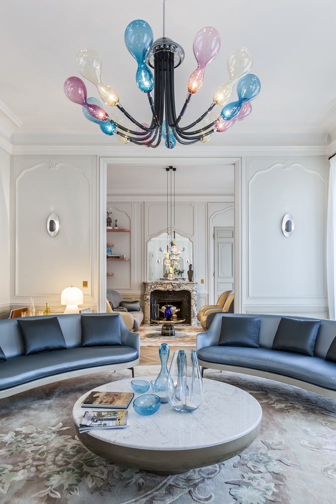 Apartment Saint Germain des Prés, Paris by Gérard Faivre -Tempo da Delicadeza 